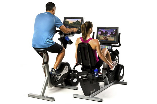 Which exercise bike to choose for training at home: advice from manufacturers and sellers